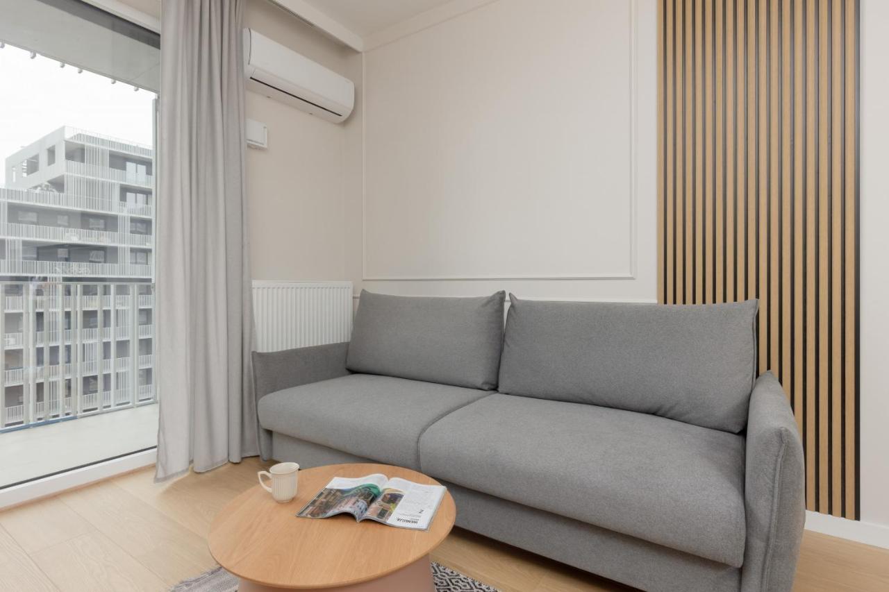 Wola Spacious Flat With Air Conditioning & Balcony By Noclegi Renters Warszawa Eksteriør bilde