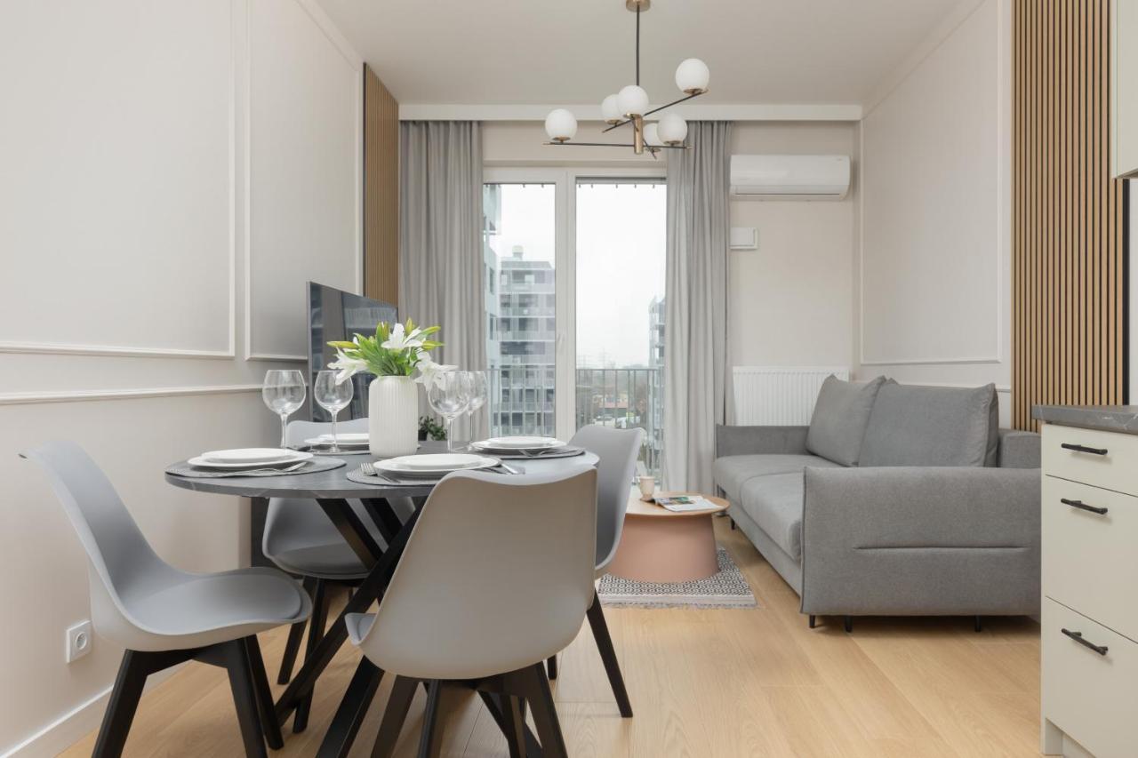 Wola Spacious Flat With Air Conditioning & Balcony By Noclegi Renters Warszawa Eksteriør bilde
